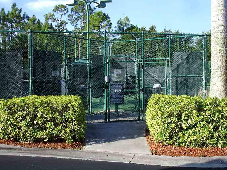 THE SHORES Tennis Courts